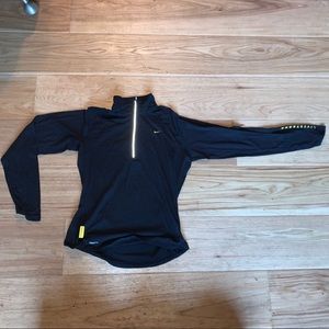 Women’s Nike live strong running long sleeve